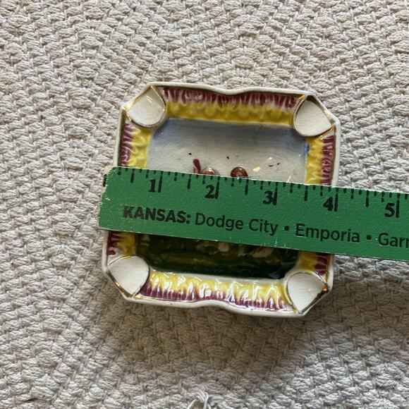 Porcelain Ashtray Two Children Playing In A field Davein Japan Vintage Trinket - Picture 6 of 8